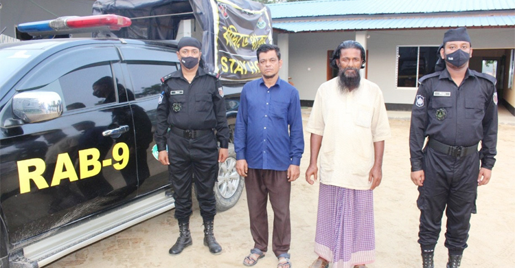 কোটি টাকার কষ্টি পাথরের মূর্তিসহ গ্রেফতার ২