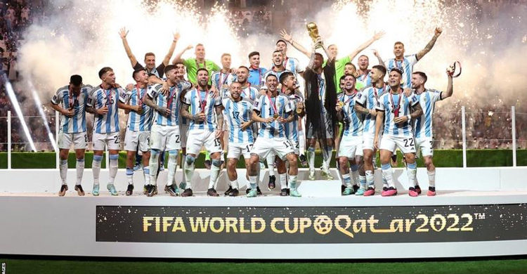 World Cup 2026: Fifa switches back to four-team group format