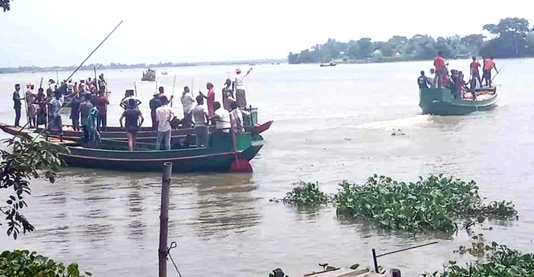 ব্রাহ্মণবাড়িয়ায় ফুটবল খেলা নিয়ে নৌকায় দুই গ্রামবাসীর সংঘর্ষ