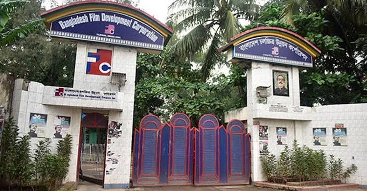 হতাশ হল মালিকরা, আশার আলো দেখছেন প্রযোজক নেতা