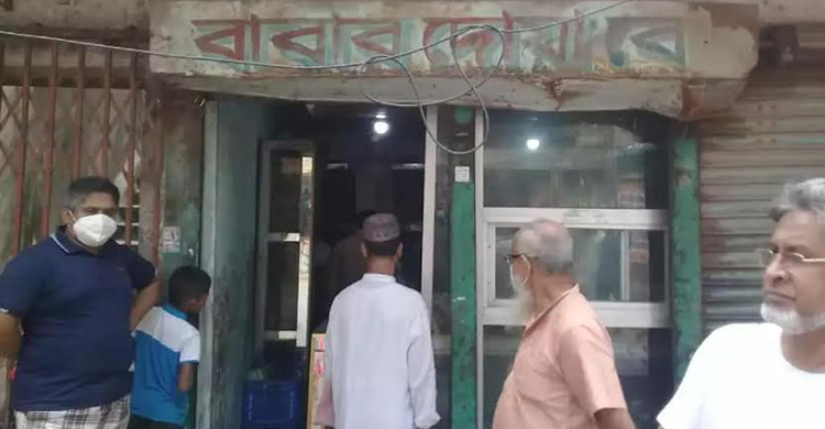রাজধানীতে দুই বেকারিকে ২ লাখ টাকা জরিমানা