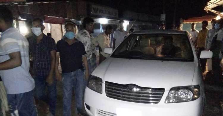 প্রাইভেটে করে মা ইলিশ পরিবহন, আটক ৫
