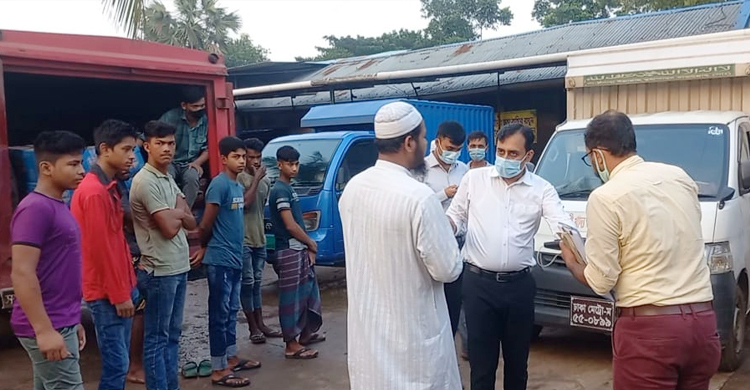 গাজীপুরে ‘রসের মিষ্টি’ কারখানায় অভিযান, ৪ লাখ টাকা জরিমানা