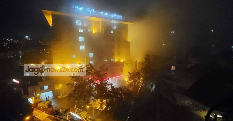 ইউনাইটেড হাসপাতালে আগুন : ১৪ জুনের মধ্যে প্রতিবেদন চান হাইকোর্ট