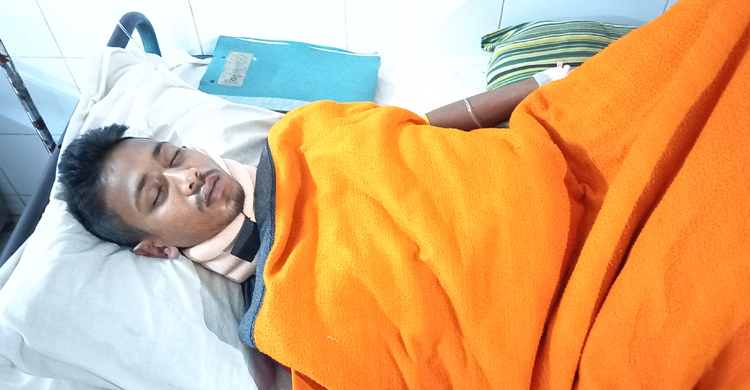 মাছ ব্যবসায়ীকে ছুরিকাঘাত, গলায় ৭০ সেলাই