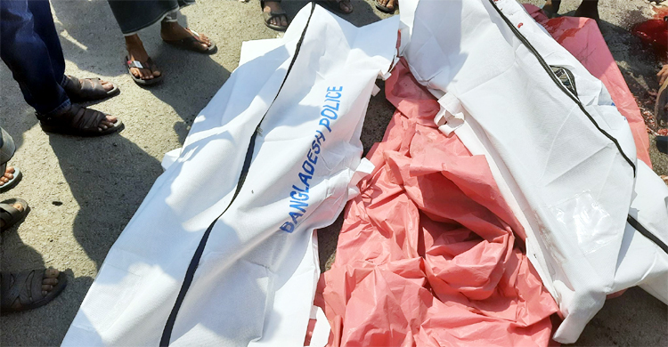 ট্রলিচাপায় ২ মোটরসাইকেল আরোহী নিহত