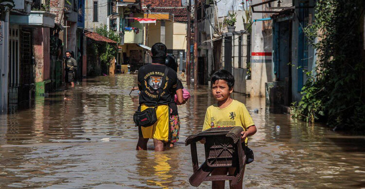 COP26: Climate talks into overtime as nations near deal