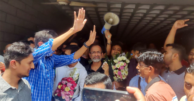 পর্যবেক্ষণ গ্রহণ করলে ইভ্যালি ঘুরে দাঁড়াবে: মাহবুব কবীর মিলন