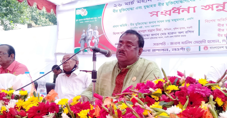 দেশে কোনো অভাব নেই: খাদ্যমন্ত্রী