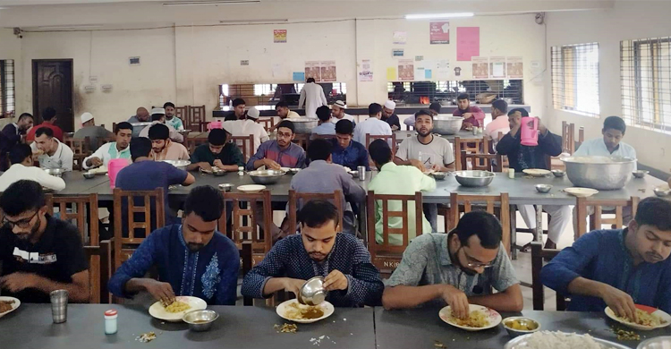 ইবির হলে খাবারের দাম বেড়েছে, বাড়েনি মান