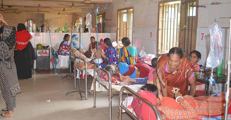 হাসপাতালের মেঝে-বারান্দাও ভরে গেছে ডায়রিয়া রোগীতে