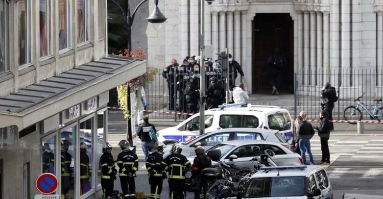 France raises its alert level to maximum after Nice attack