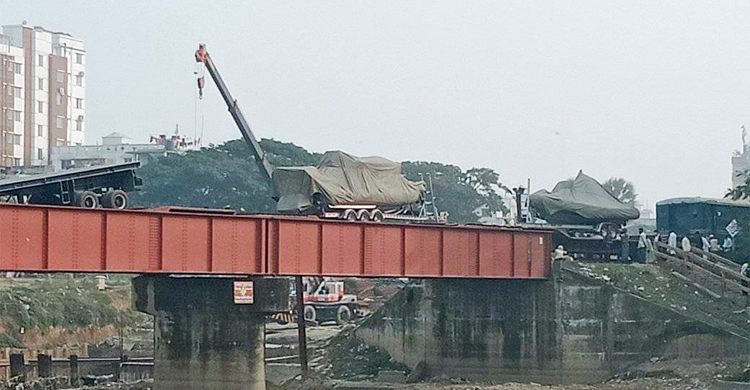 টঙ্গীতে মালবাহী ট্রেন লাইনচ্যুত