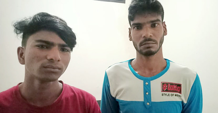 ইয়াবা ক্রেতার পিছু নিয়ে মাদক কারবারিকে ধরলো পুলিশ