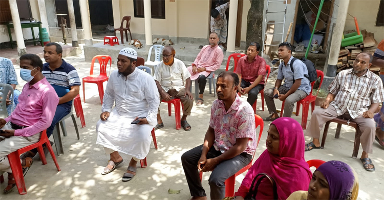 ডেপুটি স্পিকার ফজলে রাব্বীর গ্রামের বাড়িতে শোকের মাতম