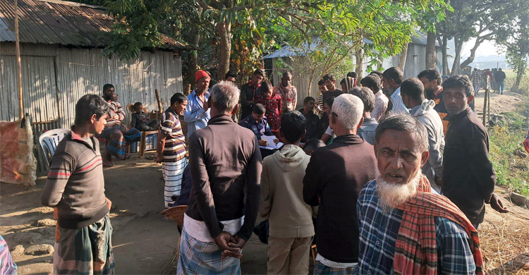 গাইবান্ধায় বাসচাপায় প্রাণ গেলো নানি-নাতনির