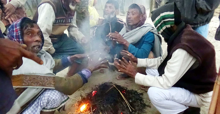 বেলা যত বাড়ে শীতের তীব্রতাও তত বাড়ে