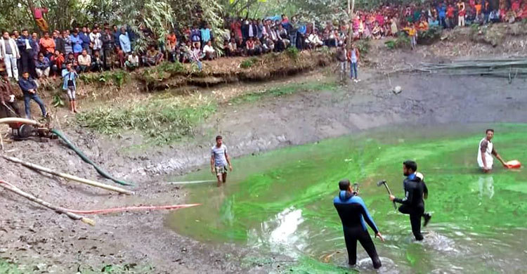 প্রতিবেশী স্কুলছাত্রের সঙ্গে স্ত্রীর পরকীয়ার কারণেই খুন হন উত্তম