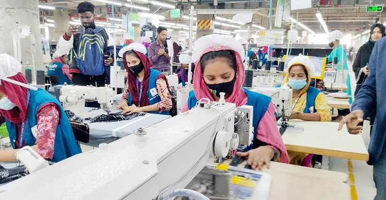 অর্থনৈতিক উন্নয়নের সঙ্গে ঘটছে নেতৃত্বের বিকাশ