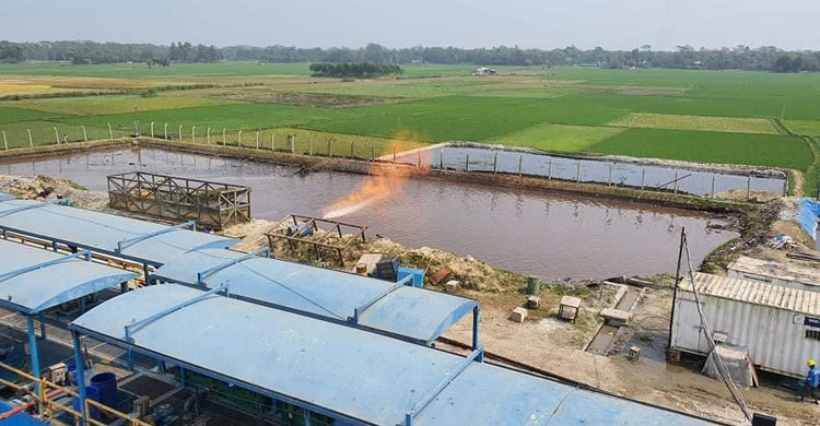 ব্রাহ্মণবাড়িয়ায় নতুন কূপ থেকে পরীক্ষামূলকভাবে উঠছে গ্যাস