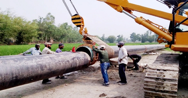 পাইপ বসানোর কাজ শেষপর্যায়ে, গ্যাস যাবে উত্তরের ১১ জেলায়