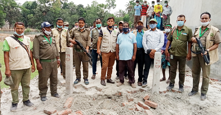 গাজীপুরে প্যারাগনের দখল থেকে বনভূমি উদ্ধার