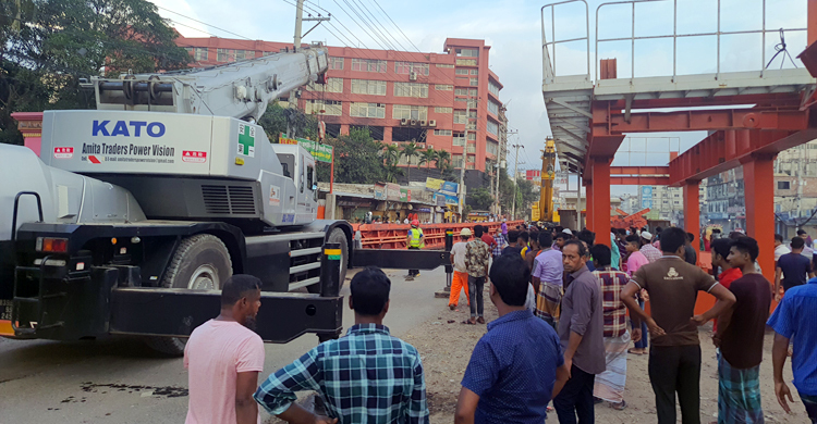 গাজীপুরে বিআরটি প্রকল্পের গার্ডার পড়ে শ্রমিক নিহত