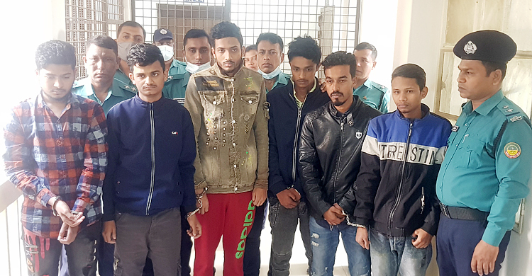 এলাকায় আধিপত্য ধরে রাখতে ছুরিকাঘাতে হত্যা, গ্রেফতার ৬