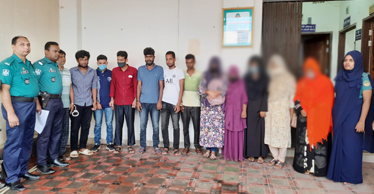 গাজীপুরে আবাসিক হোটেলে অভিযান, গ্রেফতার ১২