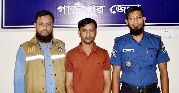 প্রেম করে বিয়ে, ১৪ বছর পর স্ত্রীকে শ্বাসরোধে হত্যা