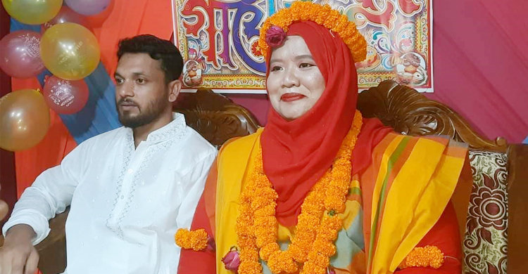 প্রেমের টানে মালয়েশিয়ান তরুণী গাজীপুরে, করলেন বিয়ে
