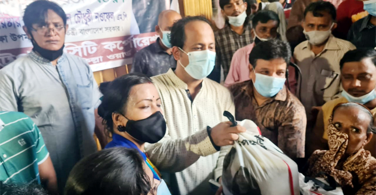 ব্যবসায়ীদের হয়রানি করলে কঠোর ব্যবস্থা : শিক্ষা উপমন্ত্রী