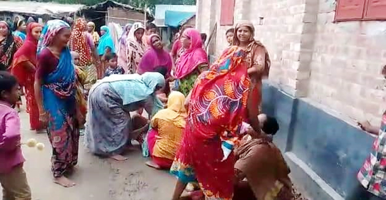 ধান শুকাতে গিয়ে ছাদ থেকে পড়ে বৃদ্ধার মৃত্যু