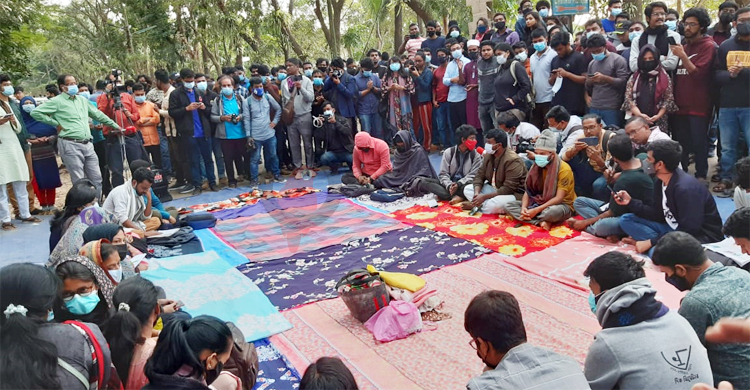 ‘শাবিপ্রবিতে শিক্ষক-শিক্ষার্থী সম্পর্কের অবনতি হচ্ছে’