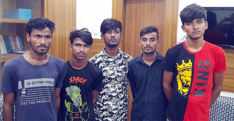 বাসে গৃহবধূকে ধর্ষণ: আদালতে পাঁচ আসামির স্বীকারোক্তি