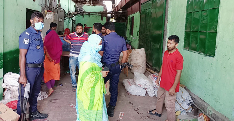 সিদ্ধিরগঞ্জে ৫ কারখানার অবৈধ গ্যাস সংযোগ বিচ্ছিন্ন