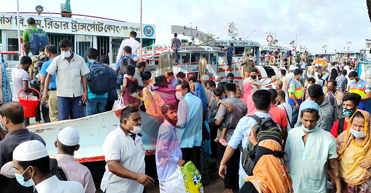 অতিরিক্ত যাত্রী বহন, শিমুলিয়ায় পাঁচ লঞ্চ চালককে জরিমানা