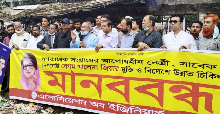 ওবায়দুল কাদের নিজেকে দেশের সর্বশ্রেষ্ঠ সার্জন মনে করেন: রিজভী