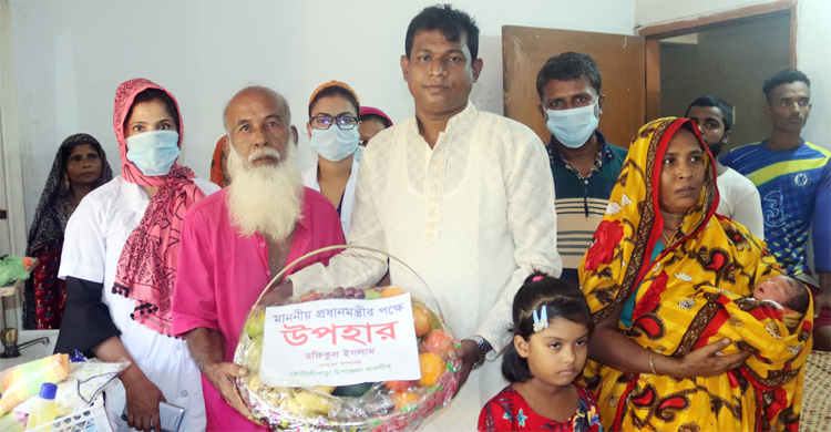 প্রতিবন্ধীর তিন নবজাতকই পেলো প্রধানমন্ত্রীর উপহার