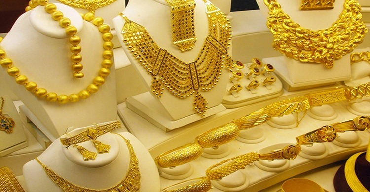 Gold prices hit $2,000 an ounce for first time