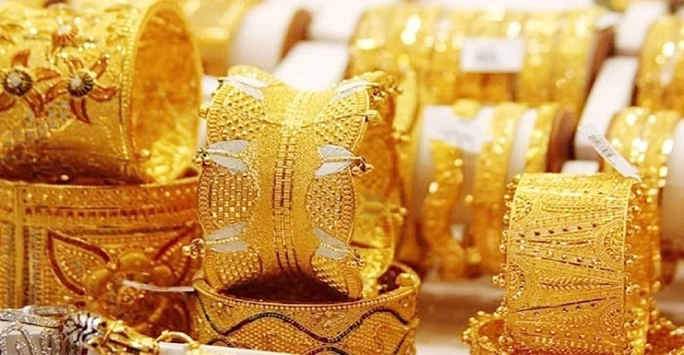 Gold prices raised by Tk 2741 per bhori