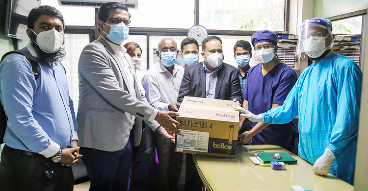 গণস্বাস্থ্য কেন্দ্রকে কিডনি ডায়ালাইসিস সরঞ্জাম দিল মেডট্রনিক