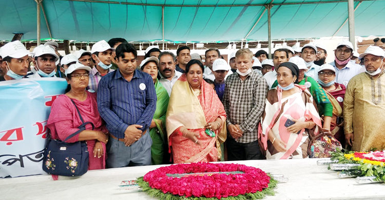 ‘নারায়ণগঞ্জকে শিশুবান্ধব, সন্ত্রাসমুক্ত নগরী গড়তে কাজ করছি’