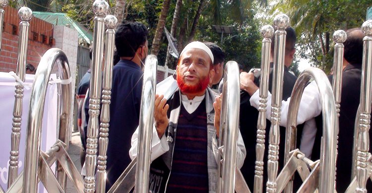 টুঙ্গিপাড়ায় বঙ্গবন্ধুর সমাধি সৌধে প্রবেশে নিষেধাজ্ঞা