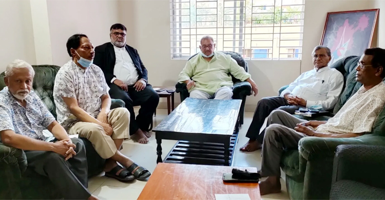 বন্যার্তদের জন্য এক হাজার কোটি টাকা বরাদ্দ দাবি