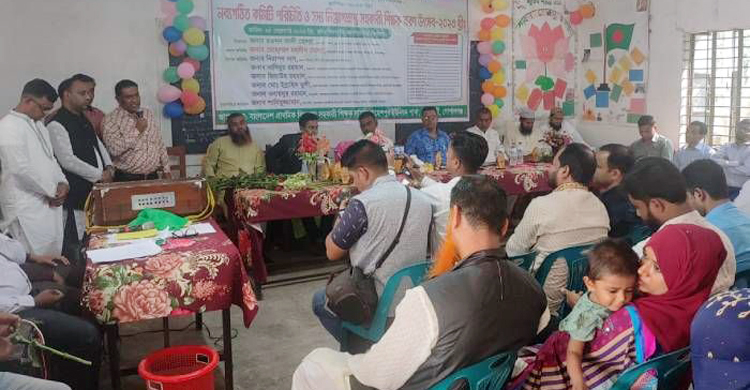 গোপালগঞ্জে প্রাথমিকের সহকারী শিক্ষকদের বরণ