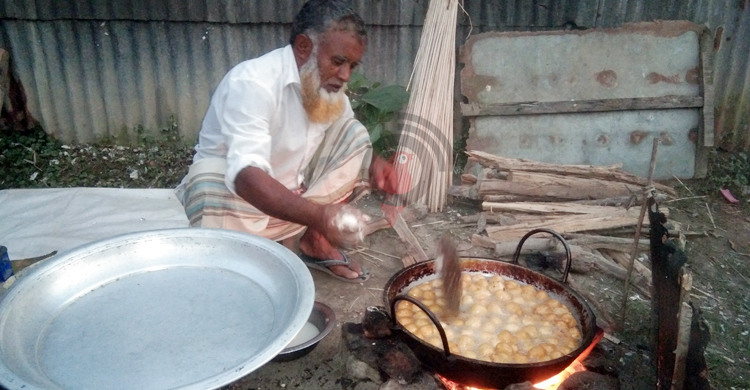 শৈশবের স্মৃতিঘেরা গুলগুলি