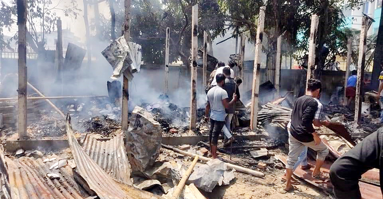 হেফাজতের তাণ্ডব: ৫৬ মামলার একটিতেও দেওয়া হয়নি চার্জশিট