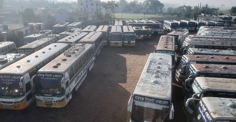 হবিগঞ্জে অনির্দিষ্টকালের পরিবহন ধর্মঘটে যাত্রীর ভোগান্তি