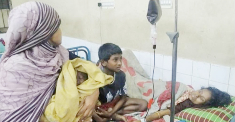 মায়ের জন্য রক্তের টাকা যোগাড়ে নবজাতককে বিক্রি